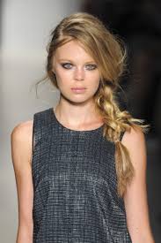 453 s 60th st, philadelphia, pa 19143. Mix Up Your Braid With These 8 Queen Elsa Hair Ideas