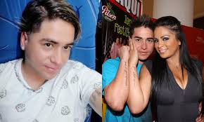 Luisito Sánchez grita su amor por Leslie Moscoso y se propone  reconquistarla: "La amo, es la catedral y no existe nadie más" - ATV