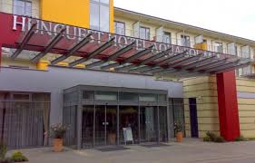 This hotel has 2 meeting rooms available for. Hunguest Hotel Aqua Hajduszoboszlo Furdo Mellett Szallodak Hu