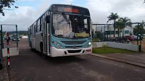 O governador do amazonas, wilson lima, decretou toque de recolher na capital manaus das 19h às 6h. Apenas 25 Da Frota De Onibus Em Manaus Ira Circular Entre 19h E 6h Diz Prefeitura Amazonas G1