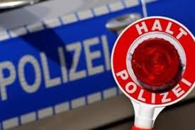 Wie lange die ermittlungen dauern, hängt vom einzelfall ab. Fahrerflucht 142 Stgb C Wann Kommt Die Polizei Nach Einem Unfall