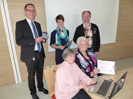 Eg ausgegeben und besteht aus 5 bis 11 ziffern. Senioren Und Digitale Medien Burgerhaus Neumarkt