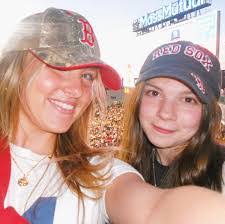 Leah Sheehan's Instagram, Twitter & Facebook