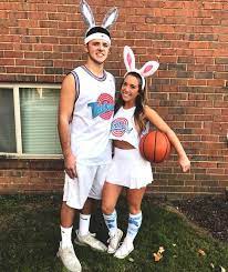 14 Affordable Cute Diy Halloween Costumes For Couples Ecemella Cute Couple Halloween Costumes Cute Couples Costumes Cute Halloween Costumes