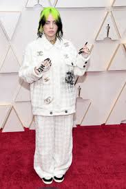 Every iconic billie eilish outfit and red carpet moment. Billie Eilish S Best Red Carpet And Stage Fashion Looks