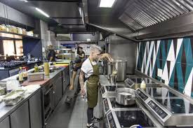 চাইনিজ ও বাংলা কিচেন ইক্যুপমেন্ট উৎপাদন ও গ্যারান্টি সহকারে সারাদেশে ডেলিভারি. Restaurant Kitchen Design Kitchen Layout Plans Chefs Kitchen Design