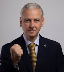 Cost final investitia totala, evaluata la preturile lunii ianuarie 1999 este de 280.000.000 lei ceea ce inseamna la cursul de 8000 lei/dm, 35.000 dm. Cristian Petrescu Romania Este CampioanÄ EuropeanÄ Nu La Fotbal Sau GimnasticÄ Este Campioana Furturilor Prin Studii De Fezabilitate DacÄ Ne LuÄm DupÄ Studiile De Fezabilitate PlÄtite De Statul Roman De 31