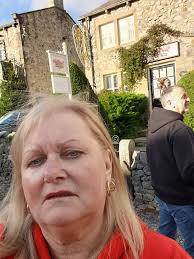 Could anyone please edit the people