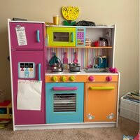 97 list price $189.99 $ 189. Kidkraft Deluxe Big Bright Kitchen Set Reviews Wayfair