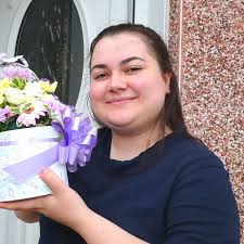 Young Wishaw woman praised for dedication and hard work during pandemic