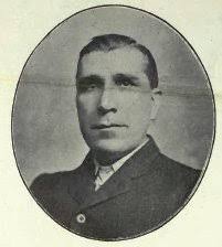 Duncan Finlayson's Instagram, Twitter & Facebook