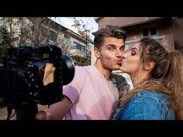 On june 9, 2020, he participated in the youtube originals documentary aislado: Check Out Our New House Lele Pons Twan Kuyper Youtube Youtube It Cast New Homes