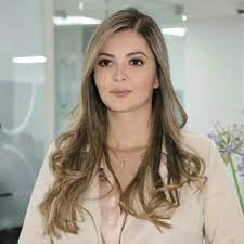 Se trata de silvia juliana corzo villamizar, directora de gobierno y gestión territorial del ministerio del interior, quien fue nombrada como alcaldesa ad hoc de bucaramanga para temas. Silvia Juliana Corzo V Silviacorzov Twitter