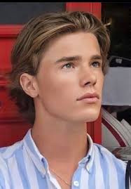 25 Best Medium Hairstyles for Teenage Guys