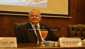 كشف الدكتور محمود علم الدين، المتحدث باسم جامعة القاهرة، موقف حنين حسام الطالبة المقيدة بالجامعة، وذلك بعد الحكم عليها 10 سنوات. Ù‚Ø±Ø§Ø± Ø¹Ø§Ø¬Ù„ Ù…Ù† Ø±Ø¦ÙŠØ³ Ø¬Ø§Ù…Ø¹Ø© Ø§Ù„Ù‚Ø§Ù‡Ø±Ø© Ø¨Ø´Ø£Ù† Ø§Ù„Ø·Ø§Ù„Ø¨Ø© Ø­Ù†ÙŠÙ† Ø­Ø³Ø§Ù… Ù…Ø¨ØªØ¯Ø§
