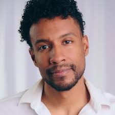 Marcus Julius Lewis (@marcusgothands) • Instagram photos and videos