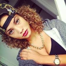 Diamond Alford's Instagram, Twitter & Facebook