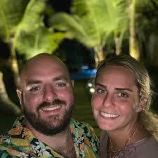 Taylor Hawks's Instagram, Twitter & Facebook