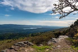 Gorgeous 3 bedroom apartment home with upgraded interior! You Can T Go Anywhere But Ads Still Promise Retreats The New York Times