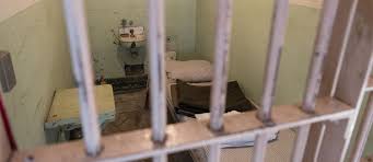 Alcatraz island remains one of san francisco's greatest landmarks — and now you can experience its chilling allure for yourself. Alcatraz Prison San Francisco Highlights Tipps Breuers Usa Reiseblog