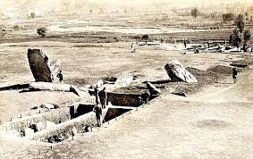 The burzahom archaeological site is located in the kashmir valley of the indian union territory of jammu and kashmir. Proof That Animals Sacrificed In Kashmir To Honour Dead Daily Mail Online