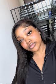 Shenequa Smith's Instagram, Twitter & Facebook