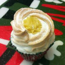 Brazo De Mercedes Cupcake A Cupcake Version Of Rolled Cake Made From A Sheet Of Soft Meringue With Custard Filling Desserts Food Filipino Desserts