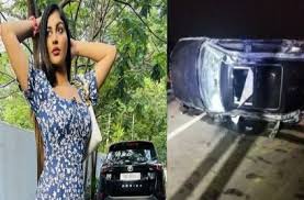 Yasika anand had heart attack and sent out of bigg boss to appolo hospital. Punqmwsvchnm5m