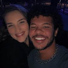 Abigail Rucker's Instagram, Twitter & Facebook