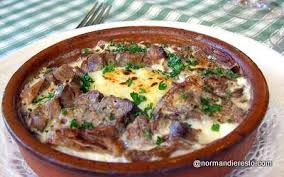 La Recette Du Gratin D Andouillette Au Lyonnais Normandie Resto Recettes De Cuisine Cuisine Andouillette