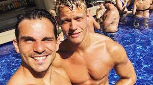 Medio 2012 is ferry doedens de stemacteur die ted in de animatiefilm lorax vertolkt. Ferry Doedens Welcomes Ex Lover Nuno Back Into His Life World Today News