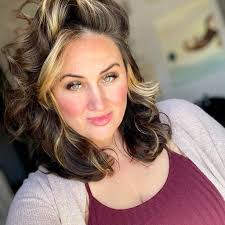 I felt pretty, so of course I had to throw a thumbs up in there so it  didn't look too serious 👍🏼