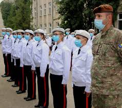 Prima reîntâlnire a colegilor din clasa noastră, de la liceul militar dimitrie. 20 De Elevi InfectaÅ£i Cu Covid 19 La Patru Colegii Militare Si Trei Monitorul ApÄrÄrii Èi SecuritÄÈii