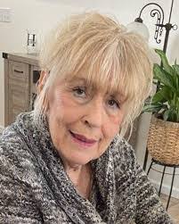 Cheryl Farthing's Instagram, Twitter & Facebook