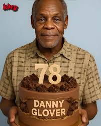 Danny Glover 🎬 and his daughter, Mandisa Glover 👧💖