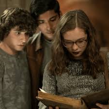 SCARY STORIES TO TELL IN THE DARK | MOVIE REVIEW - Blog - Centre Place