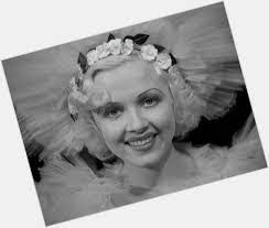 Victoria Camper's Instagram, Twitter & Facebook