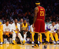 Photos Lakers Lose To Cavs 109 102 Lakers Kobe Bryant Lebron James Lakers Kobe