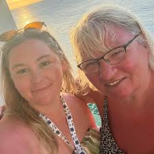 Going to ole tropical for Christmas & the new year has anyone stayed here  thanks