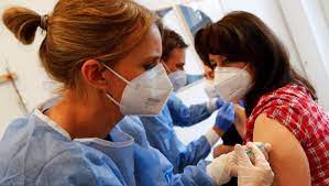Dal 17 maggio dovrebbero aprire le prenotazioni» per gli over 40 «come da indicazioni del «pur essendo prevista la somministrazione di vaccini pfizer o moderna, nella categoria degli under 60 con. Nqf4frhvckmomm
