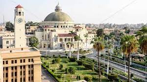 محمد عثمان الخشت مُفكر وكاتب مصري وأستاذ فلسفة الأديان والمذاهب الحديثة والمُعاصرة، يشغل حاليًا منصب رئيس جامعة القاهرة، كرمته جامعة القاهرة في عيد العلم 2013 نظرًا لإسهاماته الأكاديمية والإدارية في الدراسات العليا. Ø±Ø¦ÙŠØ³ Ø¬Ø§Ù…Ø¹Ø© Ø§Ù„Ù‚Ø§Ù‡Ø±Ø© Ø¹Ù„ÙŠÙ†Ø§ Ø§Ù„ØªÙØ±ÙŠÙ‚ Ø¨ÙŠÙ† Ø§Ù„Ø¯ÙŠÙ† ÙˆØ§Ù„Ø®Ø·Ø§Ø¨ Ø§Ù„Ø¯ÙŠÙ†ÙŠ Ù…ÙˆÙ‚Ø¹ Ø§Ù„ØªÙ†ÙˆÙŠØ±