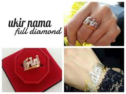 Download now hashtag emas916online 115k posts instagram photos videos. Emas Sadur Ukir Nama Gelang Tangan Ni 100 Buatan Tangan Hiasan Batu Full Diamond Swarozski Bahan Dalam Menggunakan Bahan Class Ring Engagement Rings Rings