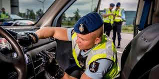 Gemeente breda telde in oktober 2016 182.788 inwoners. Marechaussees Vinden Geldpakketten In Auto Van Fransman Op A16 Bij Breda Blik Op Nieuws