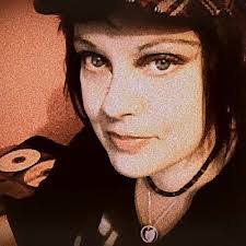 Darin Pace's Instagram, Twitter & Facebook