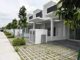Intermediate unit * 2 bedrooms | 3 bathrooms | 1 store room * high ceiling * developer: Casa Green Cybersouth Dengkil Intermediate 2 Sty Terrace Link House 3 Bedrooms For Sale Iproperty Com My