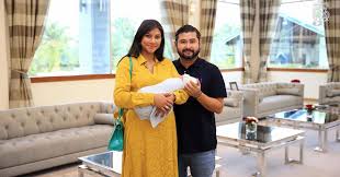 To connect with tengku qhalisya, sign up for facebook today. Tmj S Third Child Named Tunku Abu Bakar Ibrahim Ibni Tunku Ismail