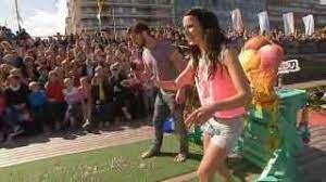 Sista inlã„gget som sommarlov 2012. Mans Zelmerlow Glasstornstavling Sommarlov 2012 Youtube