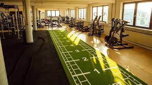 It's a male fantasy, and a cautionary tale. The Loft Fitness Frankfurt Bad Vilbel Urban Sports Club