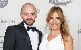 Jacques holds an mfa in computer art (school… Claudia Jacques Ex Marido Da Socialite Condenado A Oito Anos De Prisao Vip Pt