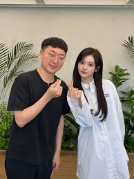 설윤